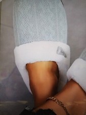 women slippers 9.5 Fuzzy casual plush lined comfortable Indoor home slippers