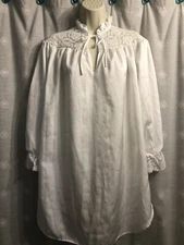 Vintage Val Mode Short Nightgown White SZ S