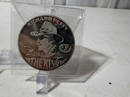 Richard Petty 1984 NASCAR 200th Career Victory The King Proof Coin - Picture 4 of 11