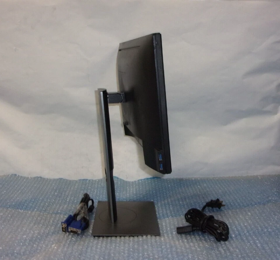 Dell P2018H Black 19.5" Screen 1600 x 900 Resolution TN LCD Monitor - Image 4 of 4