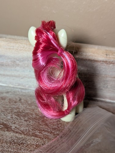 My Little Pony Roseluck Brushable Ponymania TRU Flower Tattoo Figure Toys R Us - Picture 2 of 3