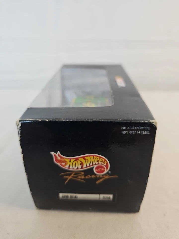 John Deere #97 1:43  Hot Wheels - Image 2 of 4