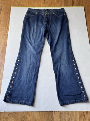 Rue 21 Juniors  Jeans Bell Bottoms With Silver Buttons