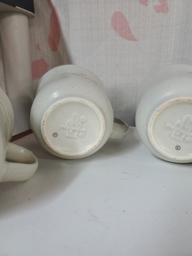 Pfaltzgraff Heirloom Flat Coffee Cups Mugs (Set of 5) White Flowers Gray Leaves - Picture 4 of 7
