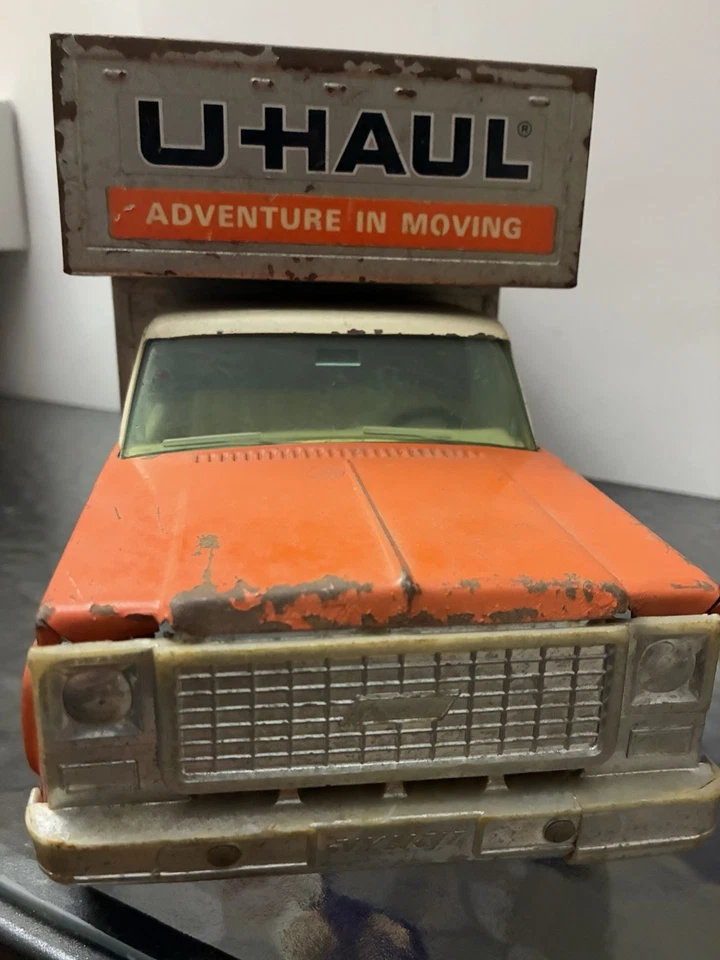 U-Haul Vintage 1970 Ford U-Haul Mover Truck Press Steel 18 1/2 - Image 4 of 4