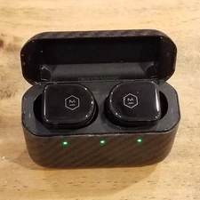 Master & Dynamic MW08S Wireless In-Ear Headset Carbon Fiber Case