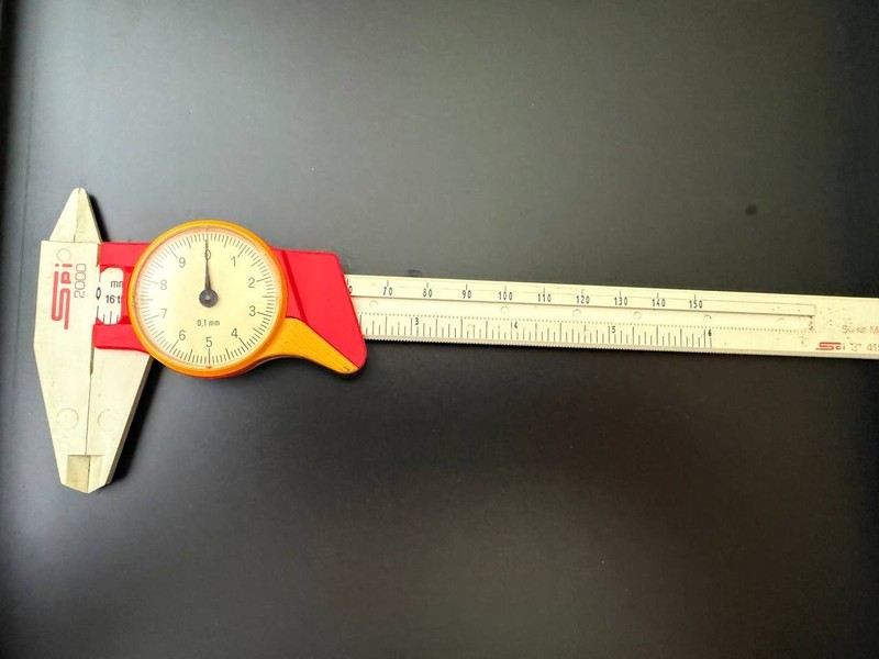 SPI  Dial Caliper 0-200mm ( 8") Swiss Made