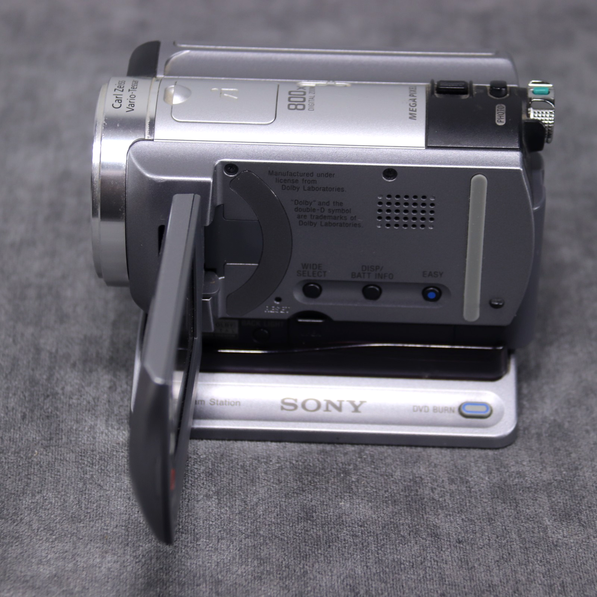 BUNDLE Sony Handycam DCR-SR60 Digital Video Camcorder 30GB HDD