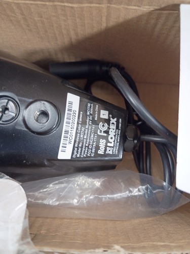 LOREX LW1741AC1 Wireless Add-On Camera for the Lorex LW1740 / LW2740 Series - Picture 8 of 9