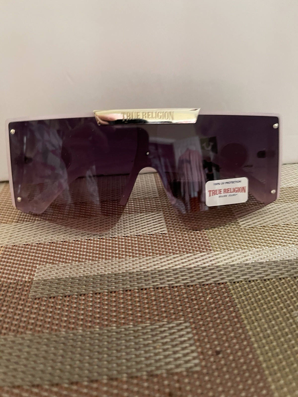 True Religion Women’s Oversize Framed Sunglasses One Lens In Lila Rose Pink NWT thumbnail 12