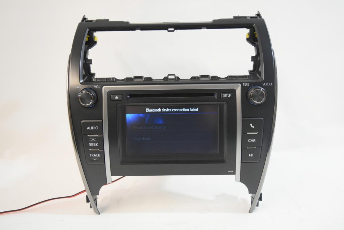 2012-2014 Toyota Camry 57076 Radio Touch Screen CD Player 86140