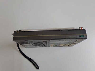 Sony ICF-7600D LM/MW/SW/FM Receiver Vintage Radio Japan As-Is