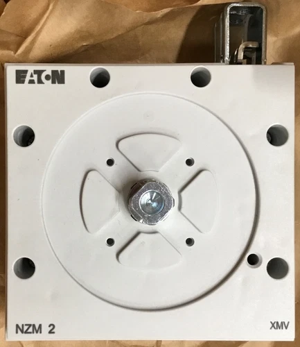 EATON NZM2-XMV MECHANICAL INTERLOCK