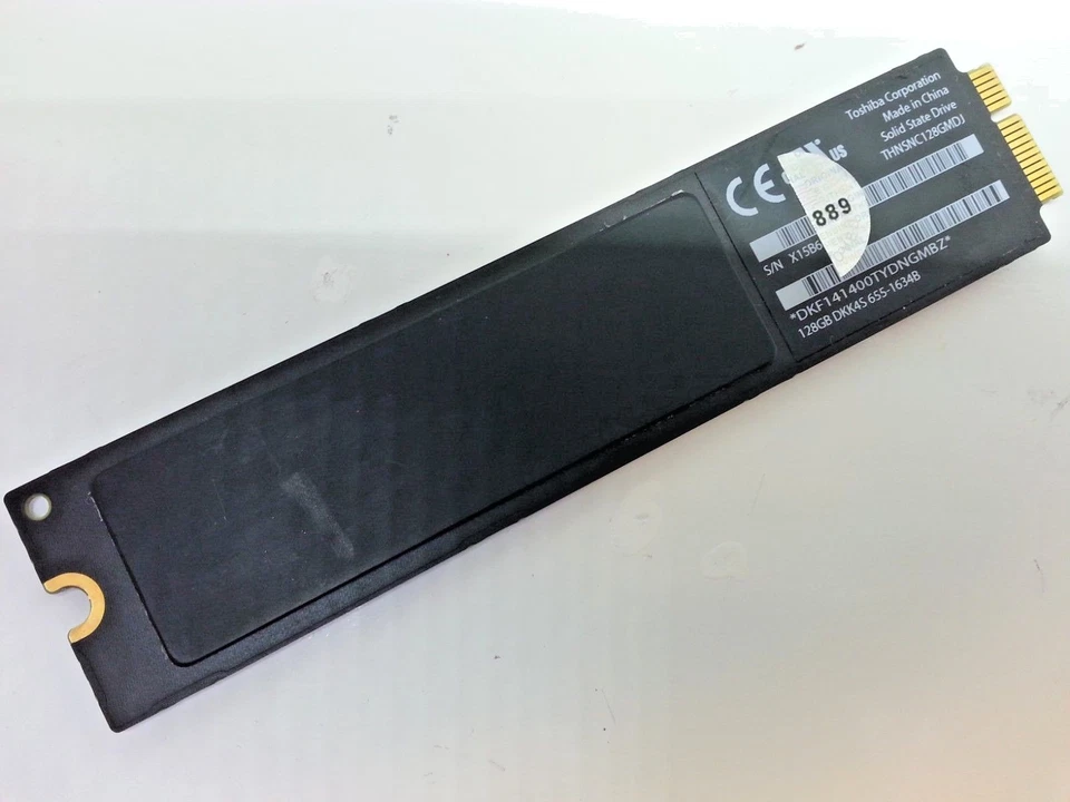 Apple MacBook Air A1369 A1370 128GB SSD 655-1634B Toshiba SSD THNSNC128GMDJ / 84 - Image 2 of 3