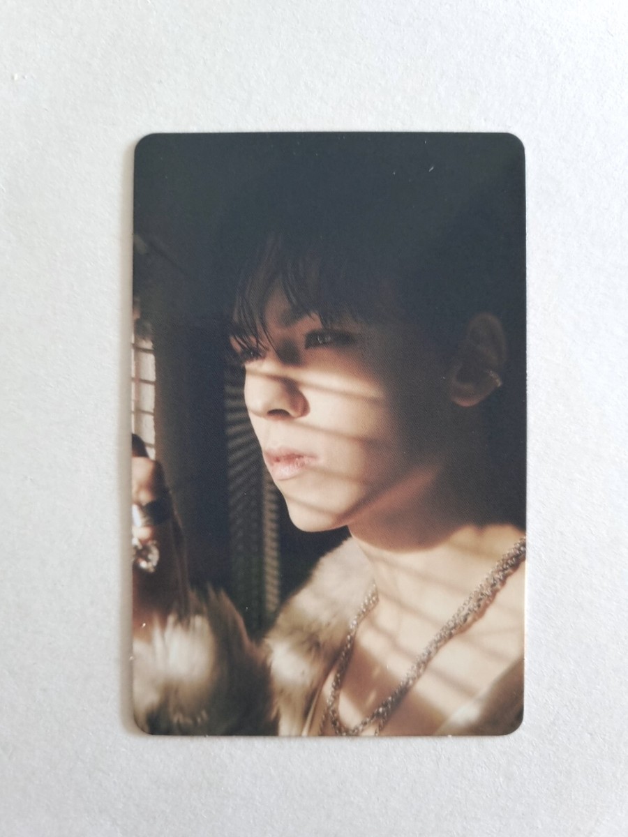 Seventeen Vernon Black Eye Trading Card Official Photocard Seventeen Vernon Black Eye Trading Card Official Photocard
