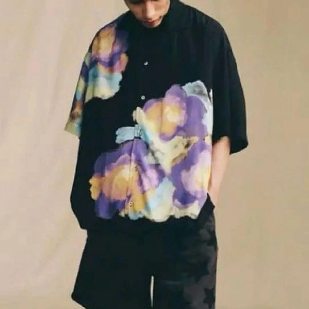 Awake NY Bouquet Camp Shirt Size M - Streetwear Fashion