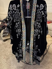 Johnny Was Black Velvet Kimono Embroidered ,X-Large