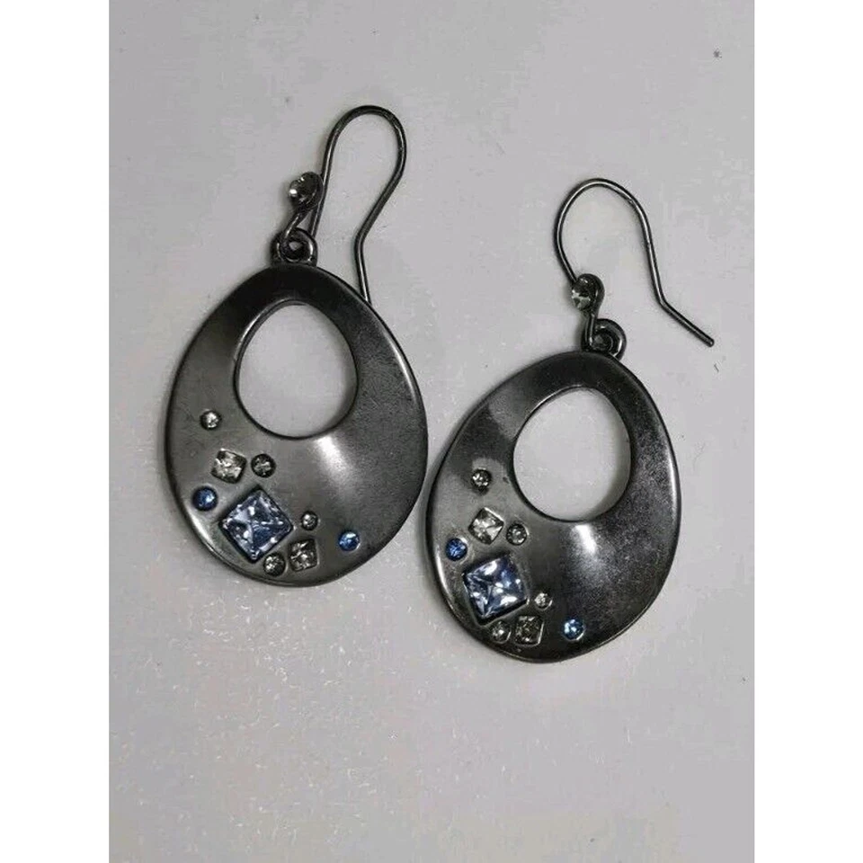 Kenneth Cole KC signed silver toned Blue Stones round Dangle earrings Elegant - Image 2 of 4