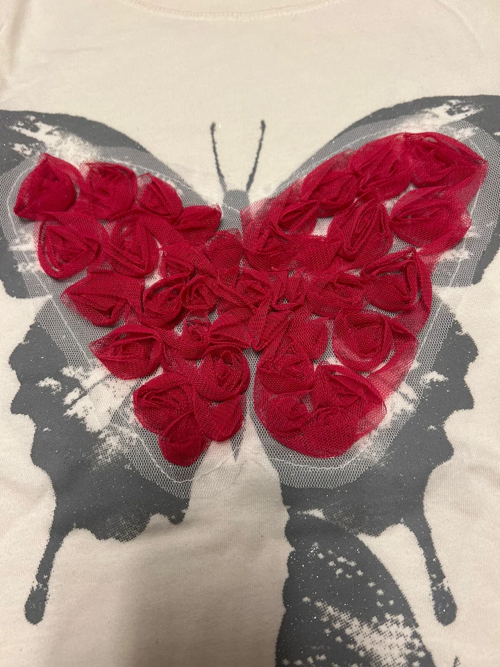 Cherokee youth cream shirt with shimmering butterflies including one in 3-D - Изображение 3 из 4