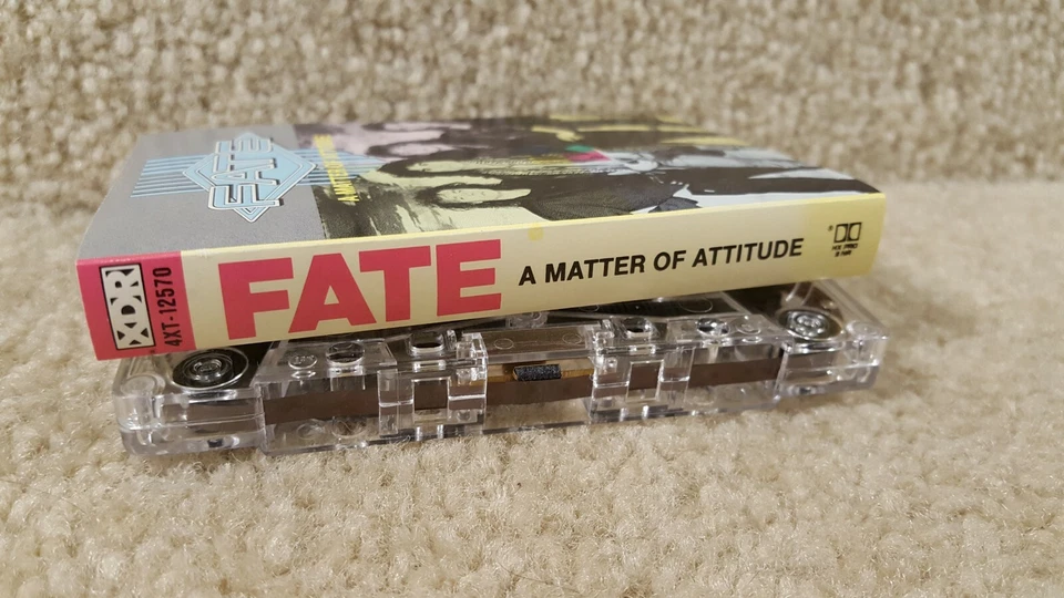 Vintage 1985 Cassette Tape Fate A Matter Of Attitude Capitol Records Foto 4 de 4