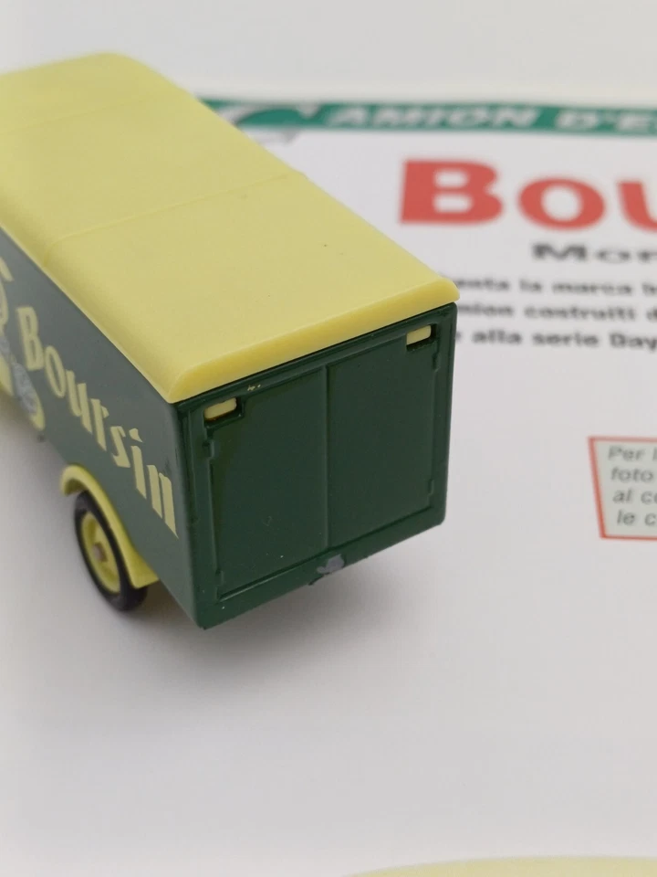 CORGI MORRIS VAN PUBBLICITARIO  BOURSIN  - MODELLINO 1:43 + pagine ILLUSTRATE - Immagine 3 di 4