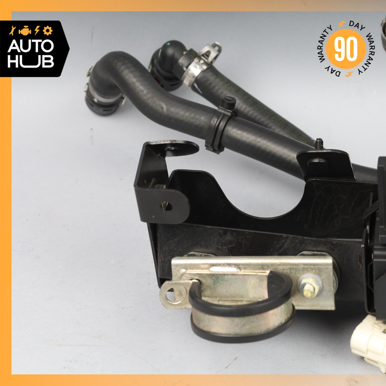 04-19 Maserati GranTurismo M145 TGK Heater Water Valve Set 69417100 OEM
