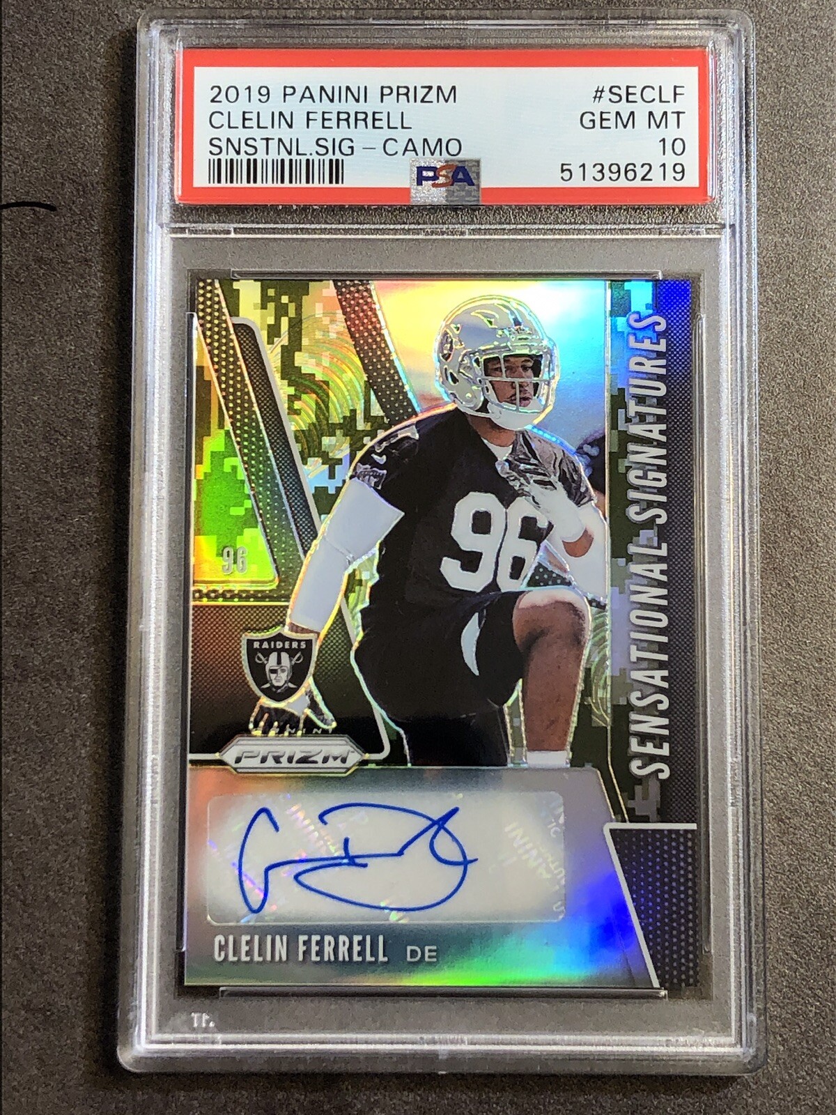 Clelin Ferrell Panini Prizm Sensational Signatures #SECLF Camo