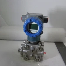 Honeywell STG840-E1DS6A-1-A-CHE-12C  Smartline Pressure Transmitter, New