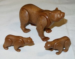 Playmobil-3298-Bear-Family-Grizzly-bear-and-2-Cubs