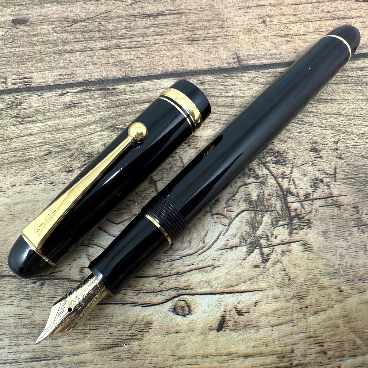 PILOT CUSTOM 74 14k-585 GOLD NIB:B FOUNTAIN PEN VINTAGE JAPAN A375