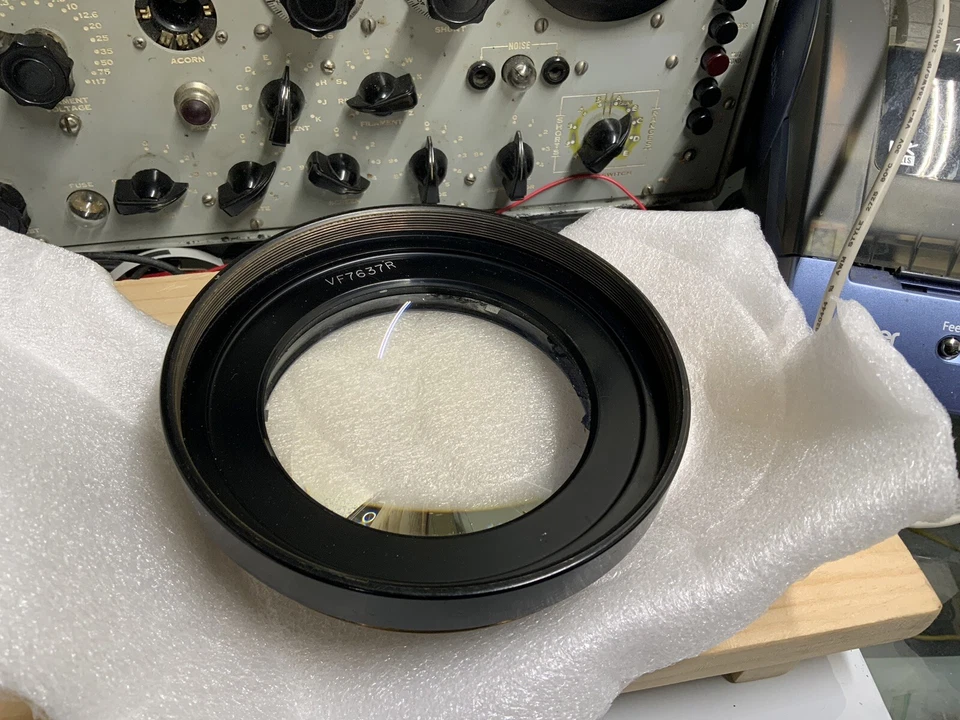 Винтажный военный объектив VF7637R - неизвестное использование - +/- 136 мм круг. +- 93 мм стекло - Изображение 2 из 4