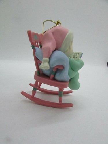 ENESCO Precious Moments "Let's Snuggle Together For Christmas" Ornament 1995 - Picture 5 of 6