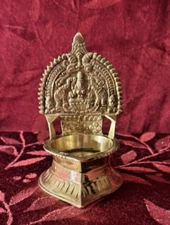 Brass Oil Lamp Religious Godess Laxmi Kamakshi Diya Hindu Puja Navratri 4 inches