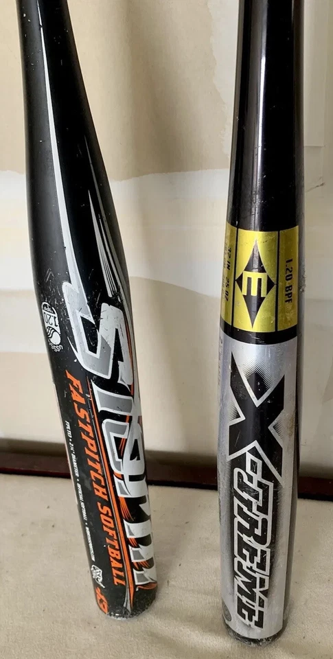 Paquete personalizado de 2 bates - dos bates de softbol de 32” Storm Worth 19 oz Easton X-Treme 25 oz Foto 4 de 4