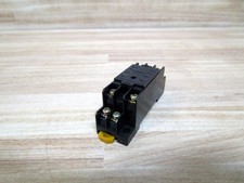 Omron PYF08A Relay Socket PYFO8A (Pack of 6)