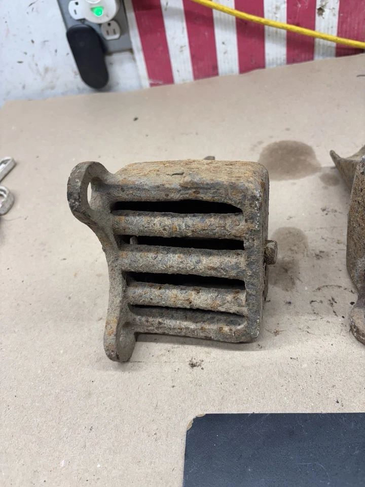 "Ford F250 F350 1980 86 90 97 stock 4"" pulgadas bloques de elevación trasera espaciador 4 pernos en U fabricante original" Foto 2 de 4