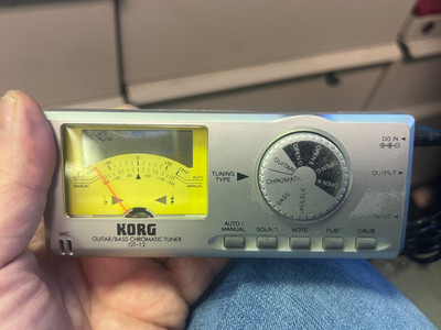 VINTAGE KORG GT-12 GUITAR BASS CHROMATIC TUNER TESTED--WORKING