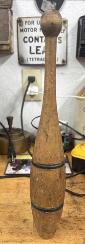 Single 3/4lb  Wooden JUGGLING PIN Excercise Club 13 1/2  Inches Vintage