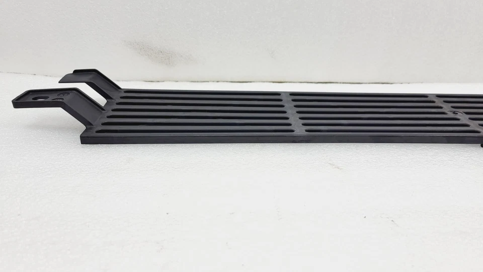 2015 16 17 2018 Ford Edge 3.5L Radiator Air Seal Protector Shield F2GZ-8349-A - Image 4 of 4