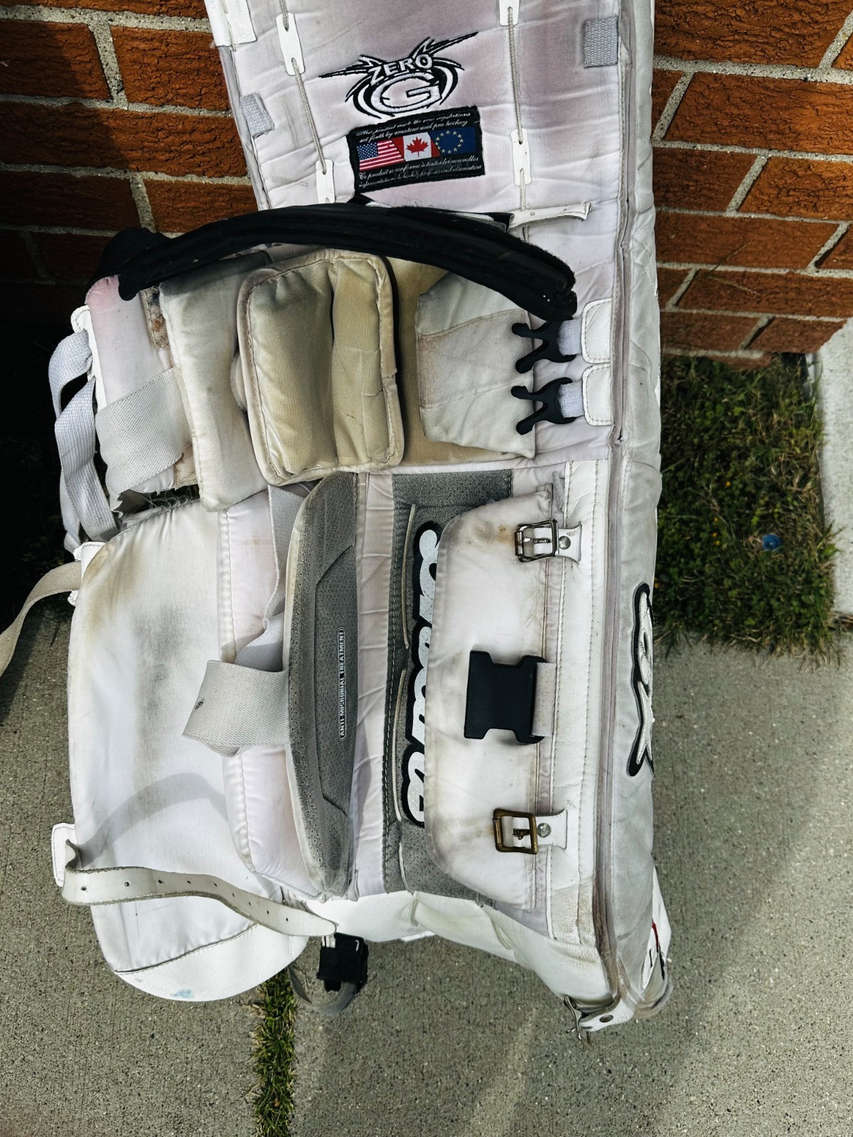 Brian's Zero G Senior White Adjustable Straps Ice Hockey Goalie Leg Pad Set