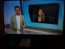 Biete einen guten gebrauchten Hisense Smart TV 43 Zoll. Model:H43BE7000.