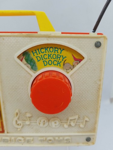 Vintage Fisher Price Music Box Clock Radio Hickory Dickory Dock 1971 - Picture 4 of 7