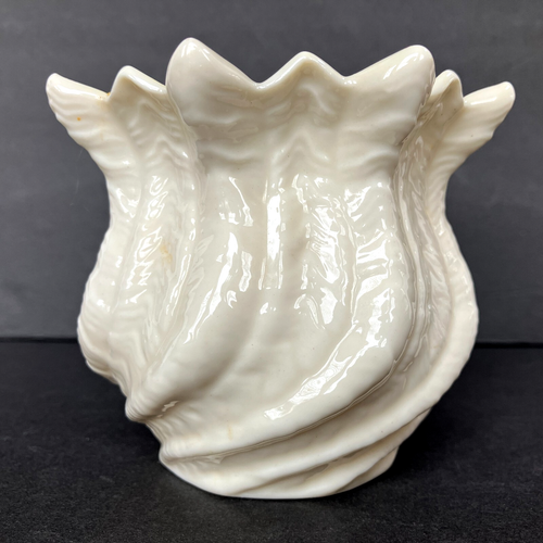 Vintage Belleek Neptune Vase Twisted Shell Swirl Sugar Bowl 7th Mark Gold - Picture 2 of 7