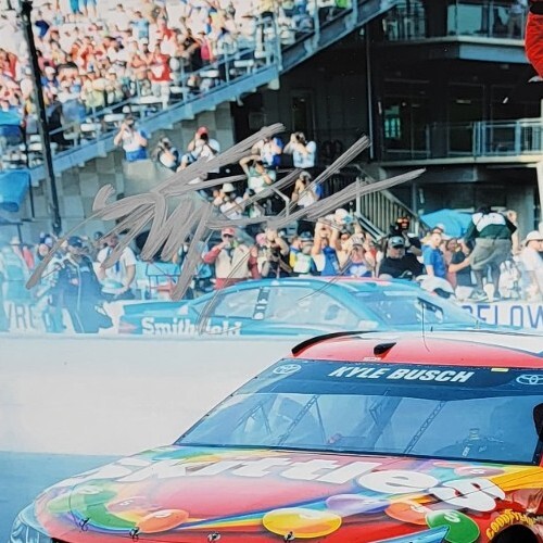 FOTO 8X10 FIRMATA KYLE "ROWDY" BUSCH NASCAR COA - Foto 2 di 2