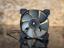 Corsair 12V DC 0.28A 120mm 4-pin 31-003606 Case Cooling Brushless FAN