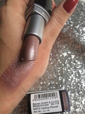 SACAYA LIPPENSTIFT FEUCHTIGKEITSSPENDEND SEHR LANGES OUTFIT LP14 GRAU LILA IRISIERT
