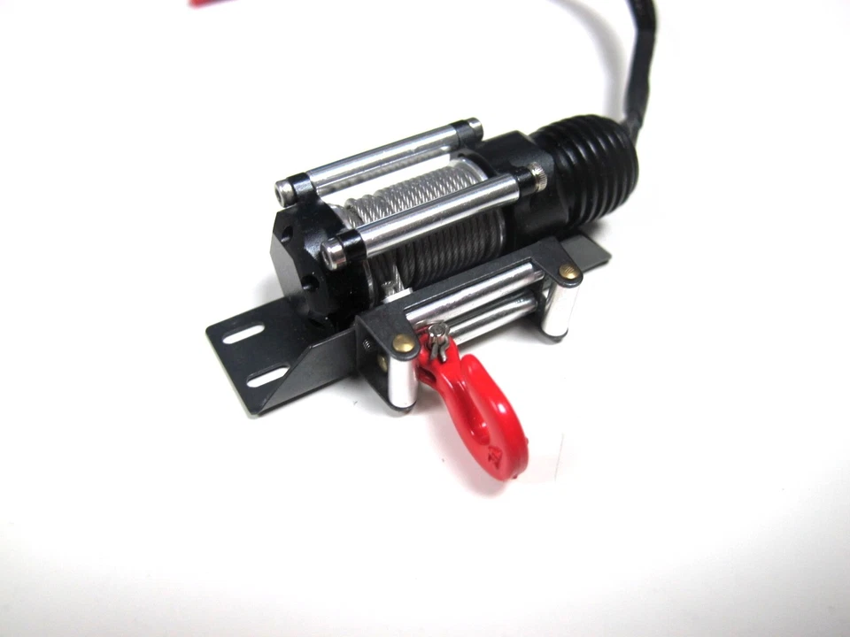 Cabrestante de metal negro con control remoto para oruga RC 1:10 Foto 2 de 4