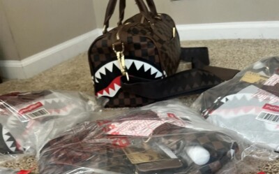 SPRAYGROUND SHARKS IN PARIS MINI DUFFLE