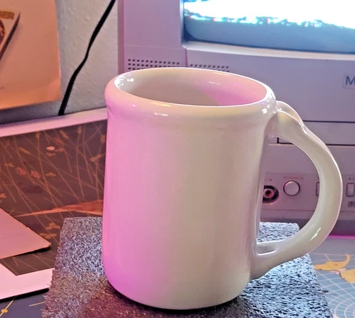 Bennington Potters Mug 1967 Thumbrest Impressed Backstamp White