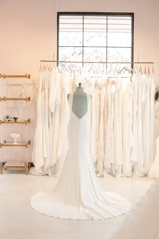 CABALLE Pronovias Kleinfeld Wedding Dress 12 Off White Mimi Crepe